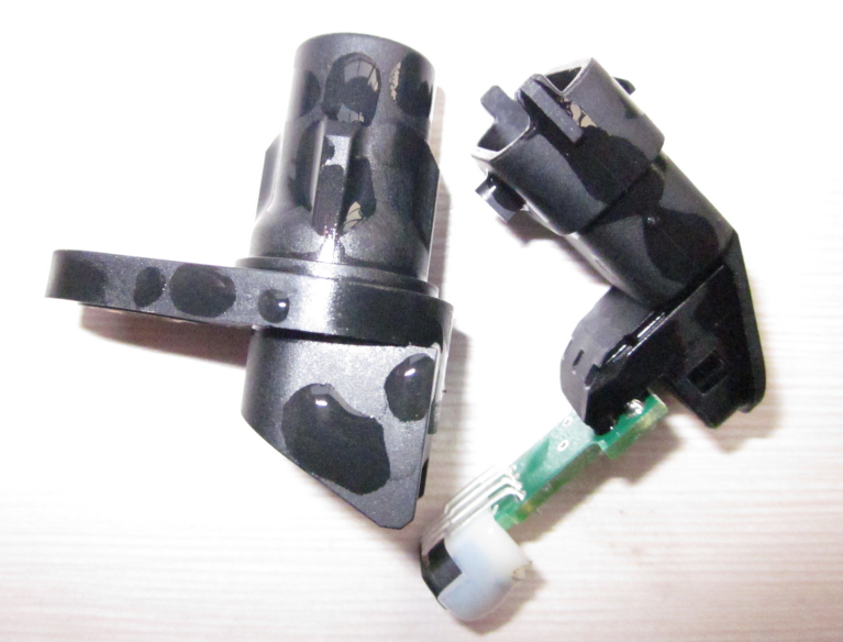 汽車(chē)傳感器外殼等離子處理后親水性增強(qiáng)-普樂(lè)斯等離子清洗機(jī)
